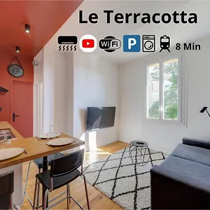 Terracotta-t2-clim-parking Gratuit Prive Appartement Pierre-Bénite